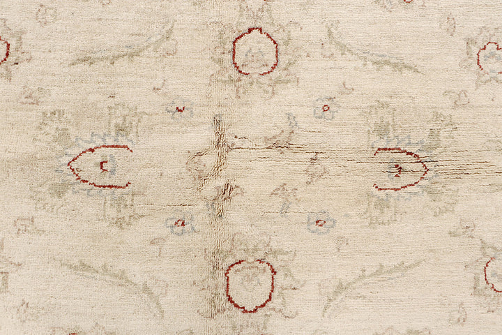 Bisque Oushak 5' 4 x 7' 10 - No. 69158