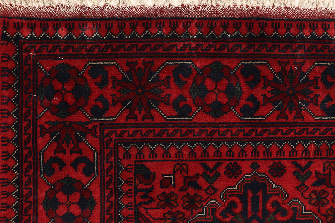 Dark Red Khal Mohammadi 2' 9 x 6' 4 - No. 69197