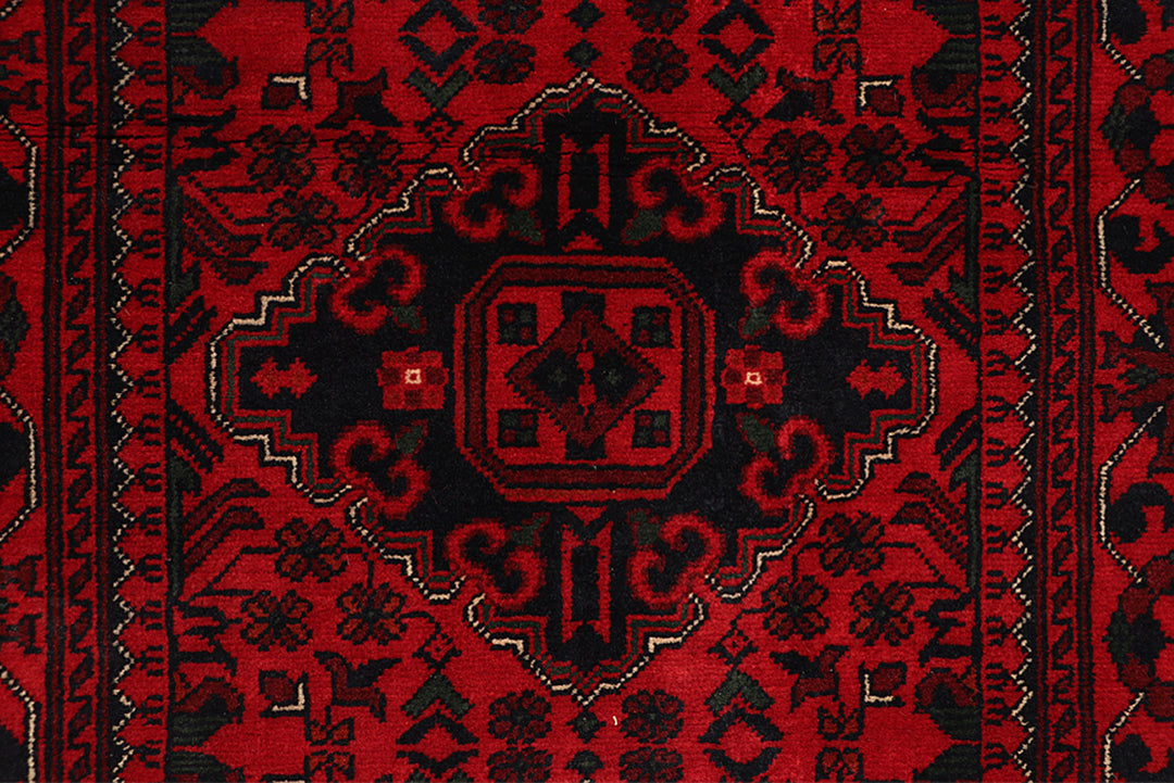 Dark Red Khal Mohammadi 2' 9 x 6' 4 - No. 69197