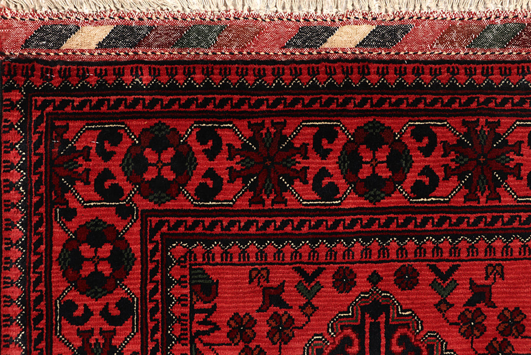 Red Khal Mohammadi 2'  9" x 6'  6" - No. QA92026