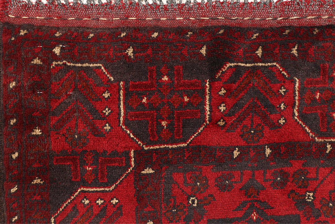 Firebrick Khal Mohammadi 2' 8 x 6' 5 - No. 69290