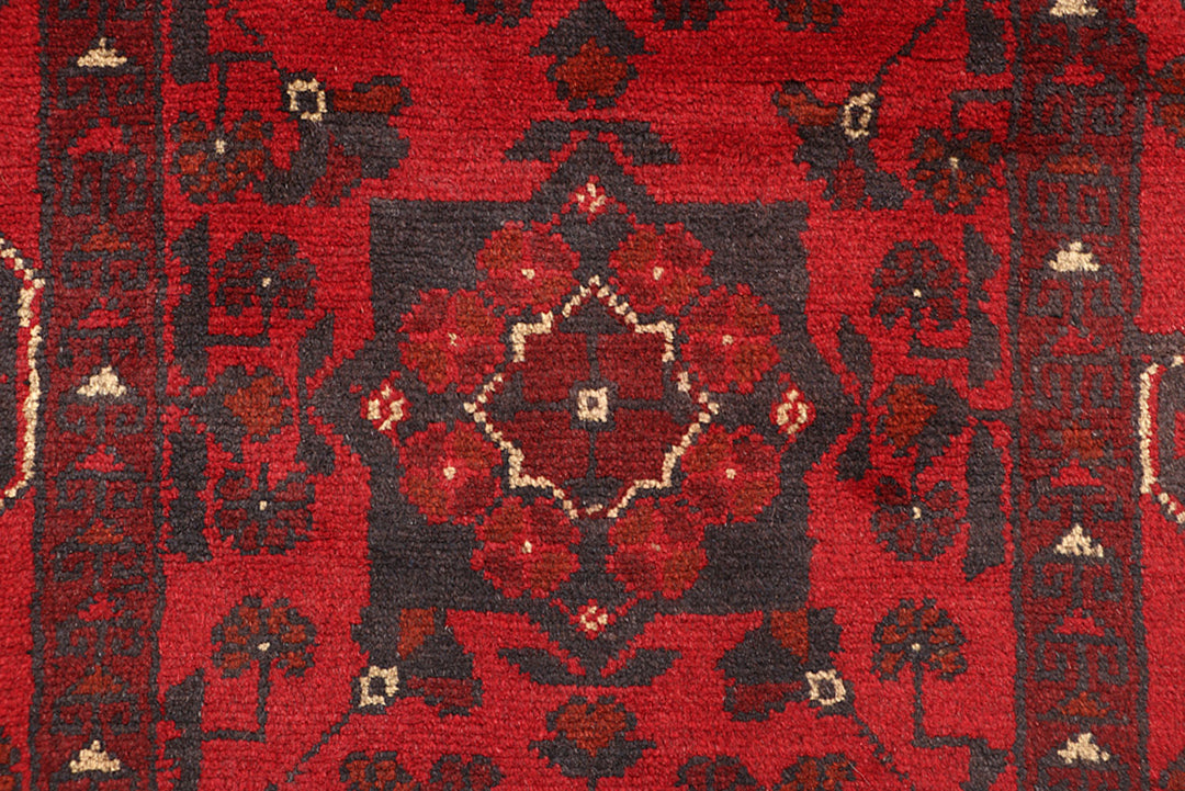 Firebrick Khal Mohammadi 2' 8 x 6' 5 - No. 69290