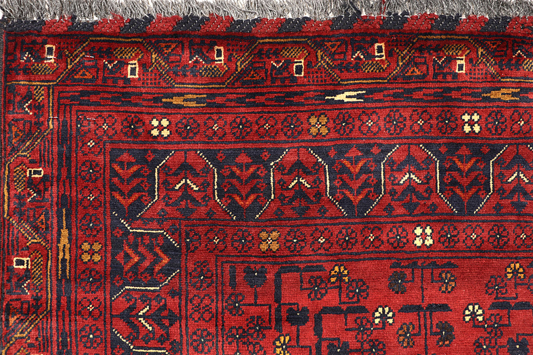 Dark Red Khal Mohammadi 4' 10 x 6' 5 - No. 69322