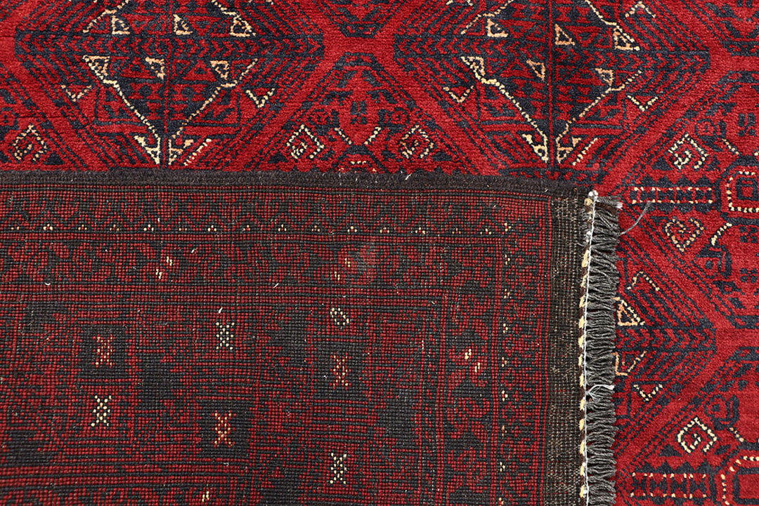 Dark Red Khal Mohammadi 4'  10" x 6'  6" - No. QA16099