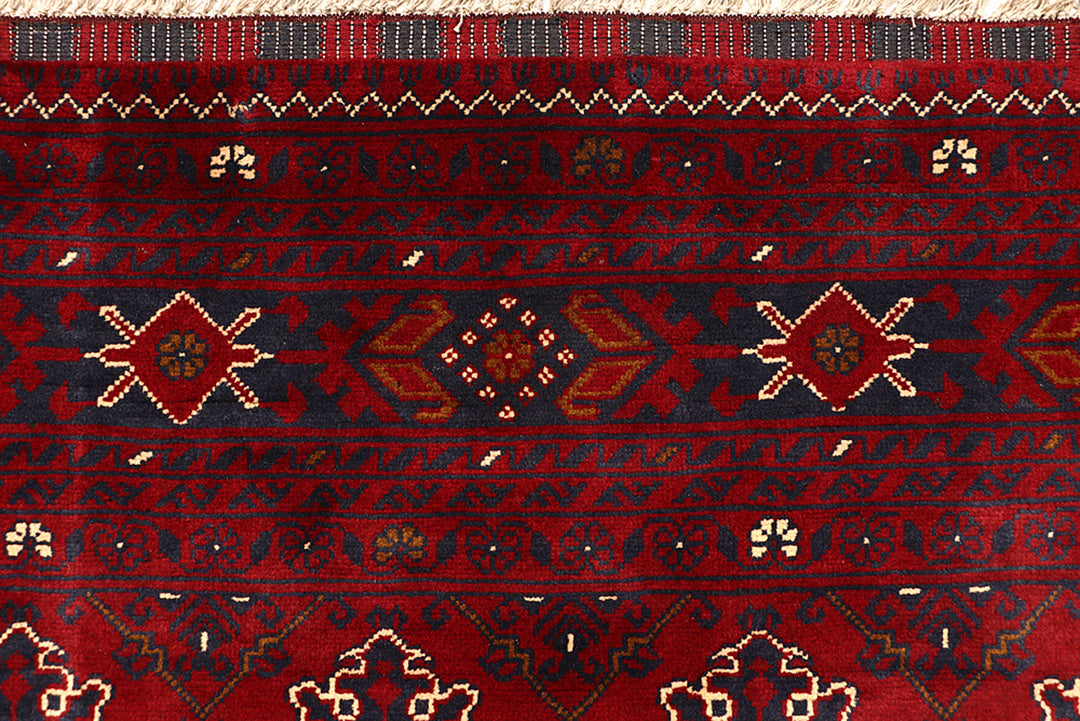 Maroon Khal Mohammadi 5'  5" x 7'  8" - No. QA41567