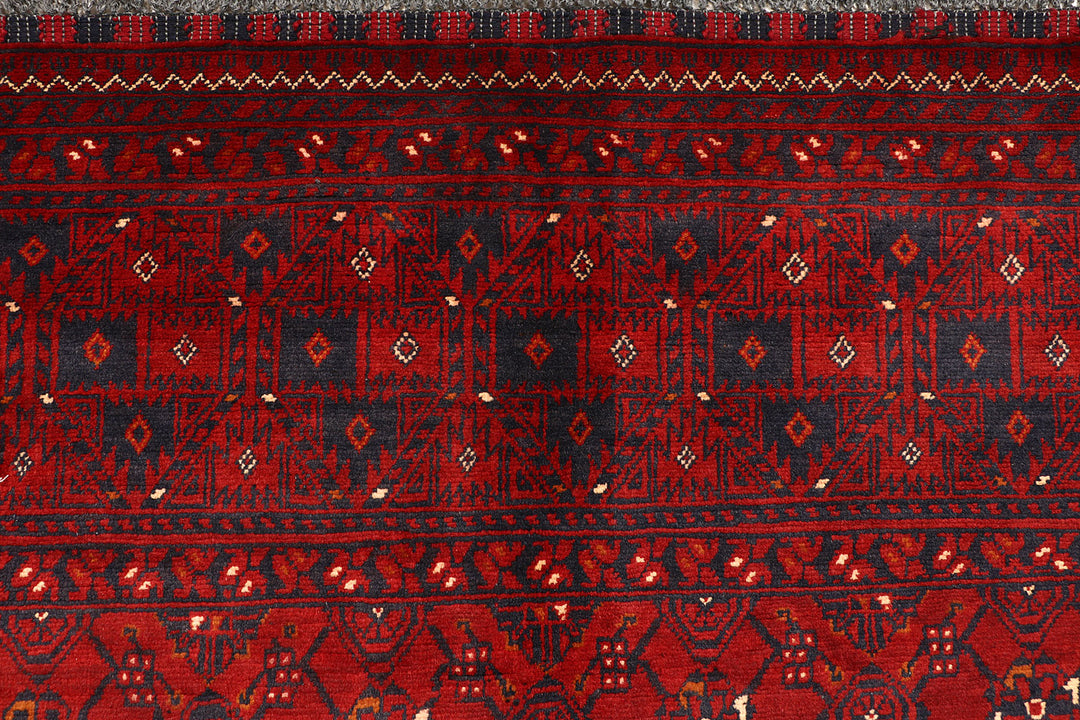 Maroon Khal Mohammadi 5'  x" 6'  3" - No. QA82009