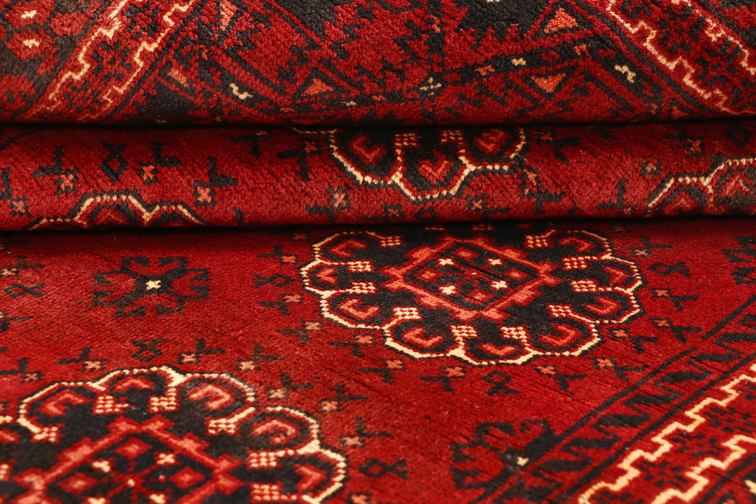 Maroon Khal Mohammadi 4'  10" x 6'  6" - No. QA28113