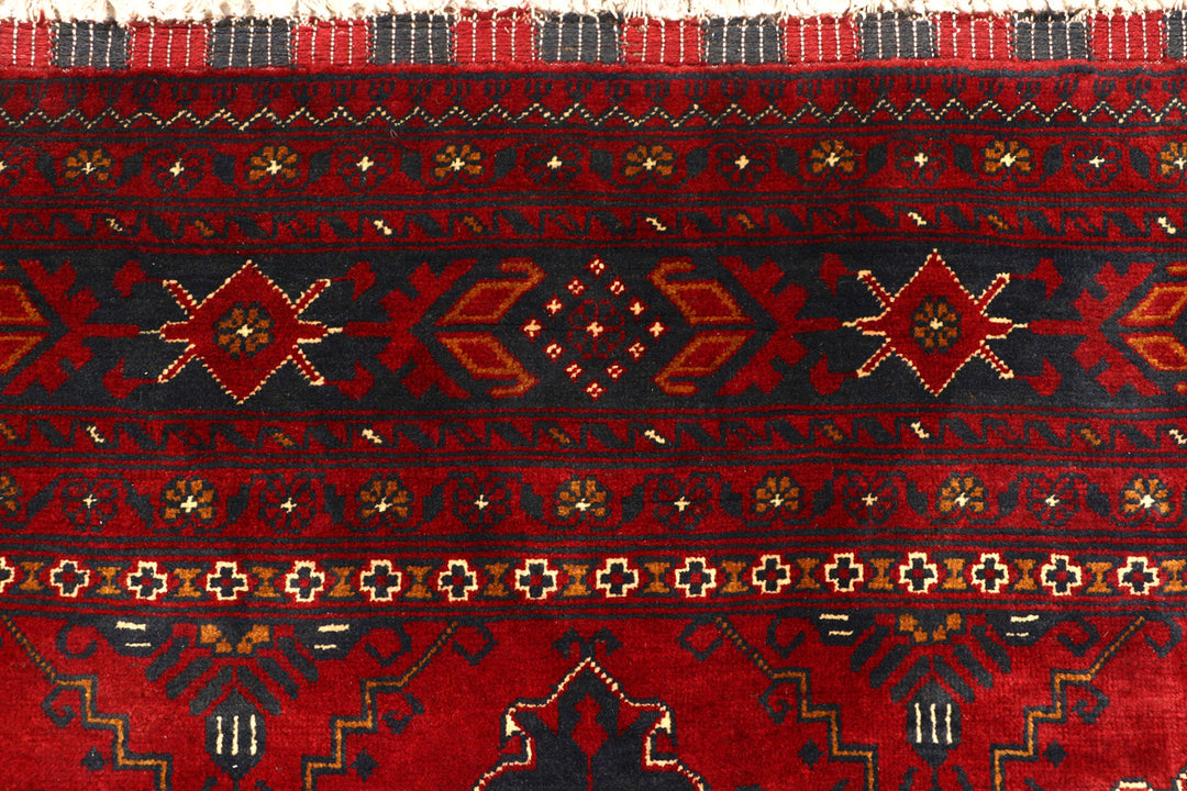 Maroon Khal Mohammadi 5'  10" x 7'  8" - No. QA42593