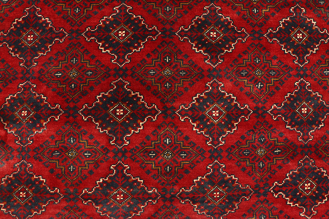 Maroon Khal Mohammadi 5'  7" x 7'  8" - No. QA19094