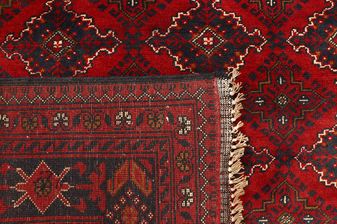 Maroon Khal Mohammadi 5'  7" x 7'  8" - No. QA19094