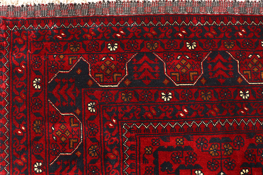 Maroon Khal Mohammadi 6'  7" x 9'  7" - No. QA63884