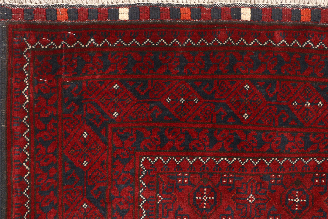 Maroon Khal Mohammadi 2'  6" x 9'  5" - No. QA52140