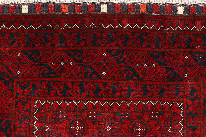 Maroon Khal Mohammadi 2'  6" x 9'  5" - No. QA52140