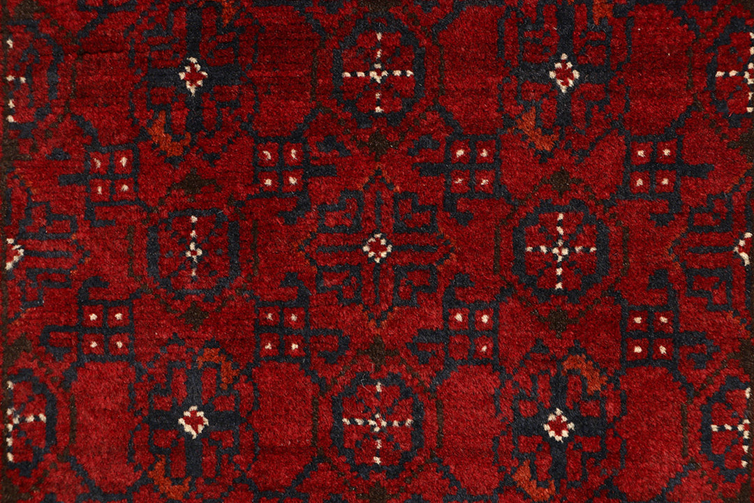 Maroon Khal Mohammadi 2'  6" x 9'  5" - No. QA52140