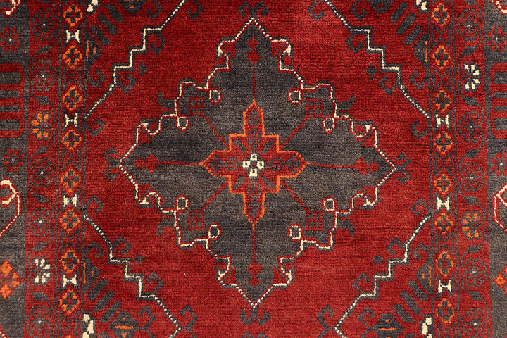 Maroon Khal Mohammadi 2'  11" x 9'  4" - No. QA32462