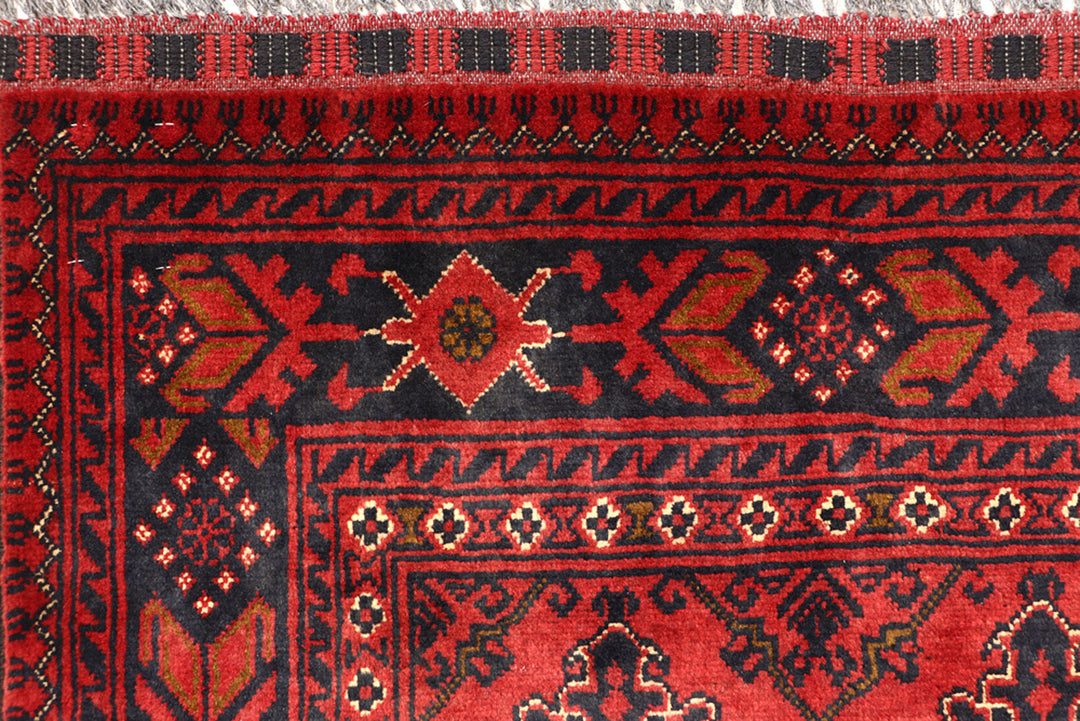 Dark Red Khal Mohammadi 2' 10 x 6' 5 - No. 69523