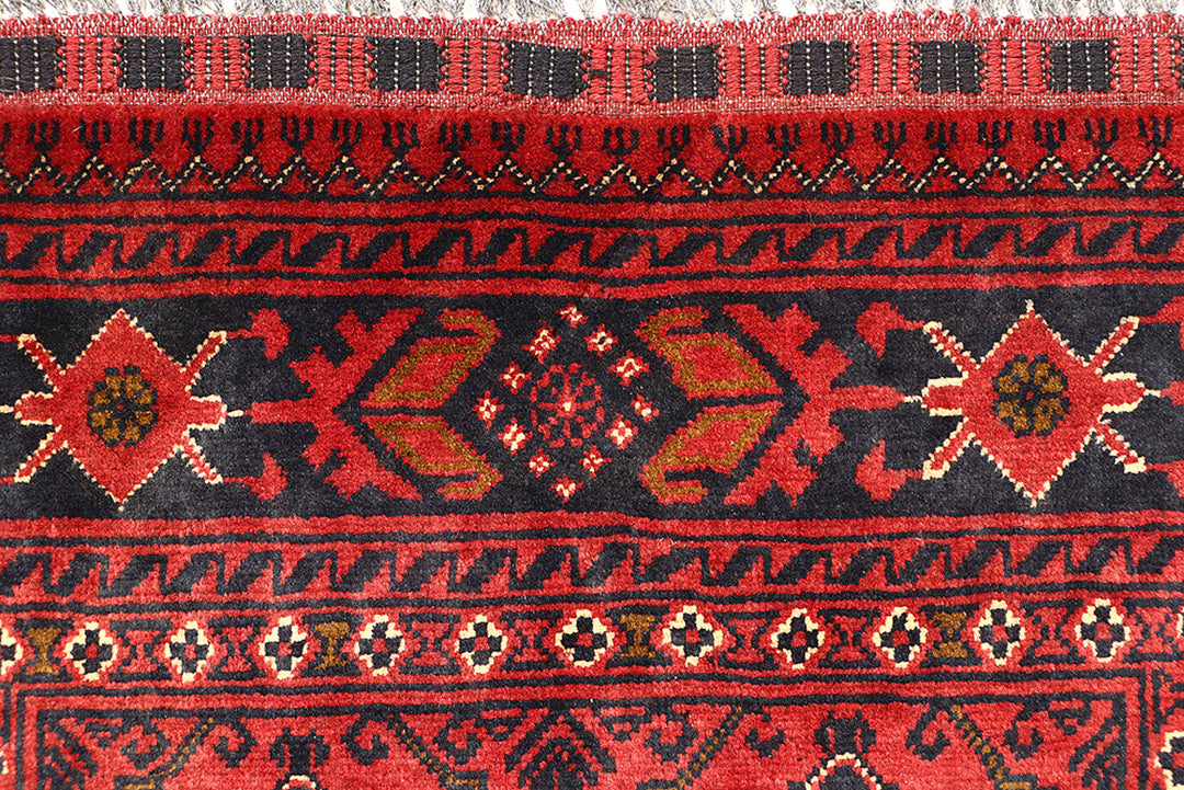 Dark Red Khal Mohammadi 2' 10 x 6' 5 - No. 69523