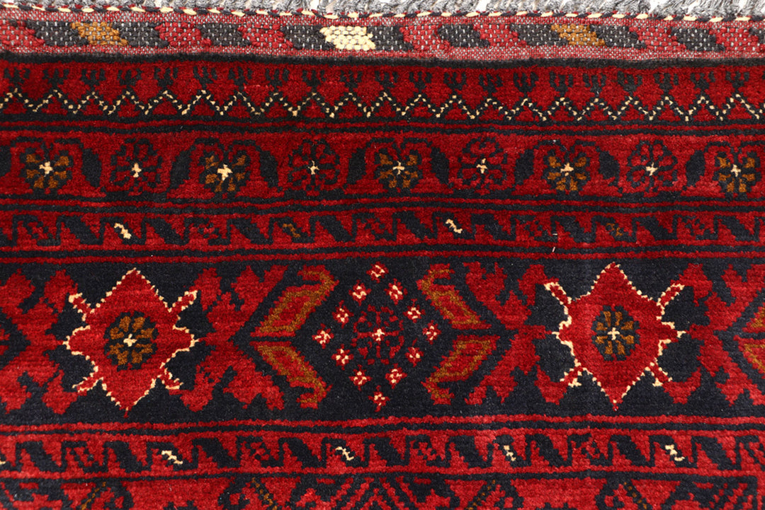 Dark Red Khal Mohammadi 2' 11 x 6' 3 - No. 69526