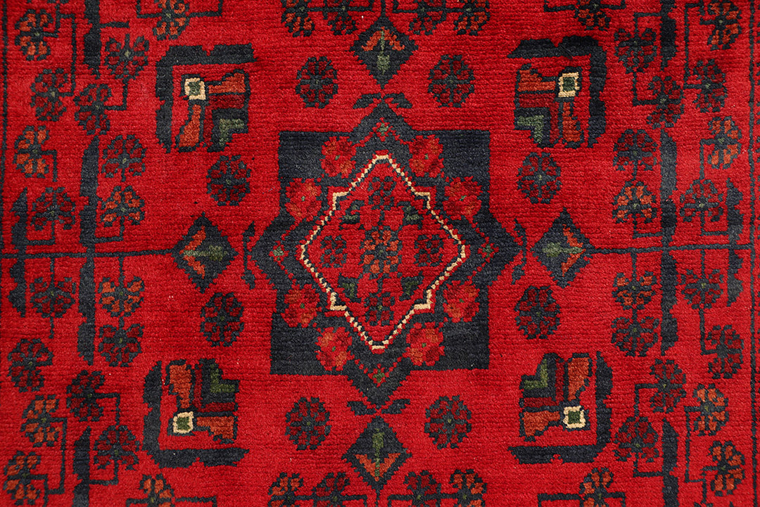 Red Khal Mohammadi 2'  5" x 8'  10" - No. QA13933
