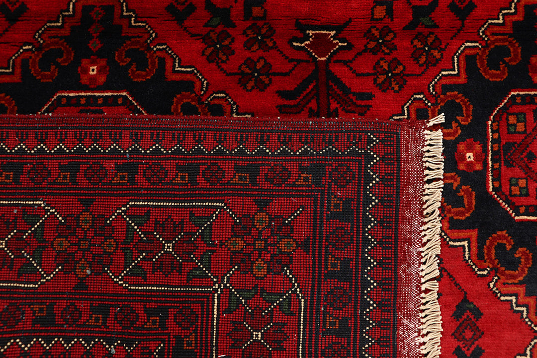Dark Red Khal Mohammadi 4' 11 x 6' 8 - No. 69602