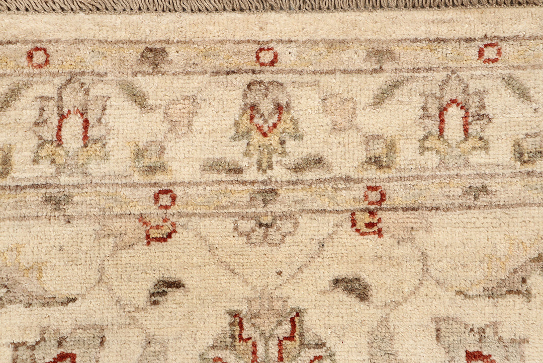 Blanched Almond Oushak 2' 7 x 9' 10 - No. 69606