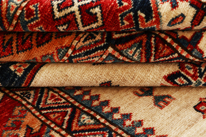 Cornsilk Kazak 6' 9 x 7' - No. 69830