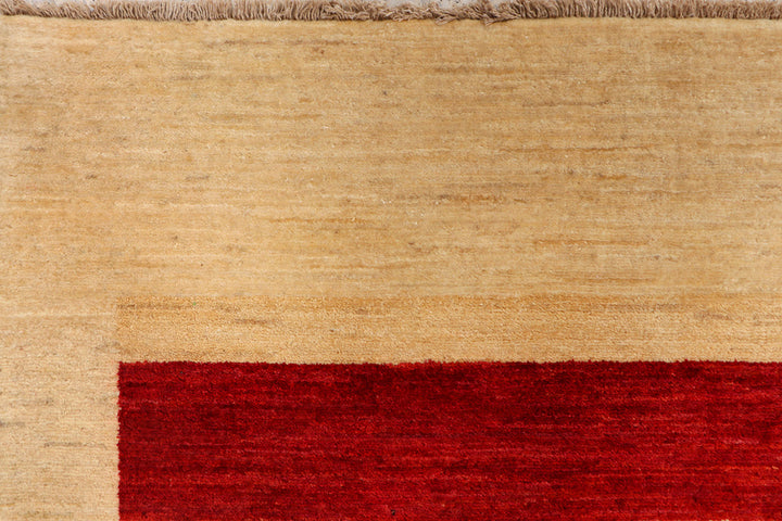 White Pakistani Gabbeh Rug 5' 6 x 8' Hand-Knotted detail