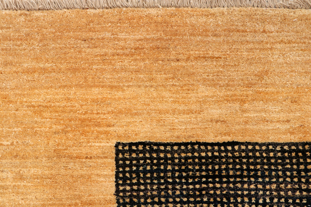 White Afghan Gabbeh Rug 4' 8 x 7' Hand-Knotted detail