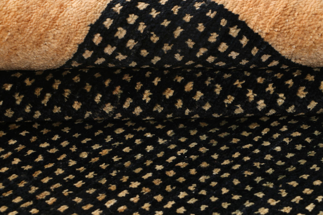 Bisque Gabbeh 4' 11 x 6' 4 - No. 69920