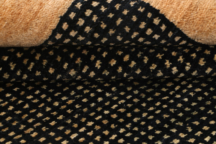 Bisque Gabbeh 4' 11 x 6' 4 - No. 69920