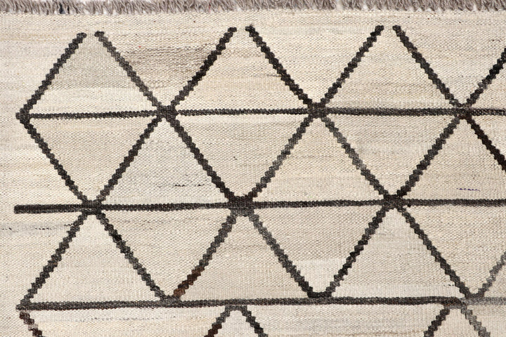 Multi Colored Kilim 8' 6 x 9' 11 - No. 70027