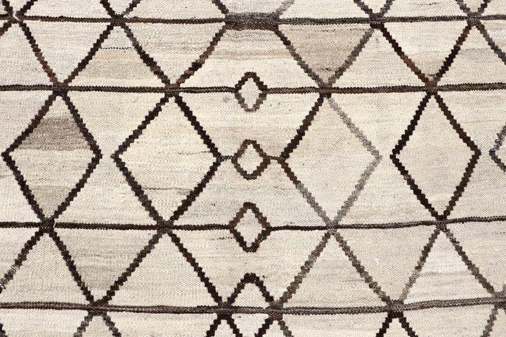 Multi Colored Kilim 8' 6 x 9' 11 - No. 70027