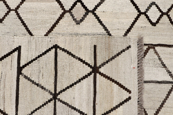 Multi Colored Kilim 8' 6 x 9' 11 - No. 70027