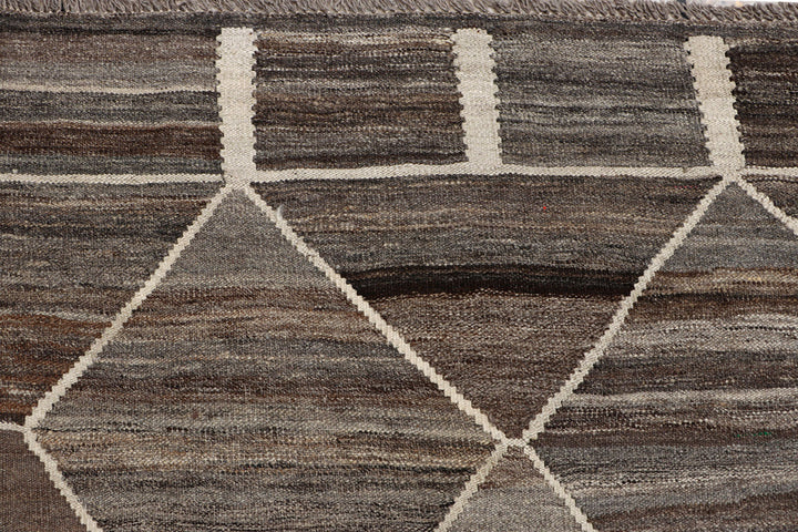 Multi Colored Kilim 8' 5 x 9' 9 - No. 70047