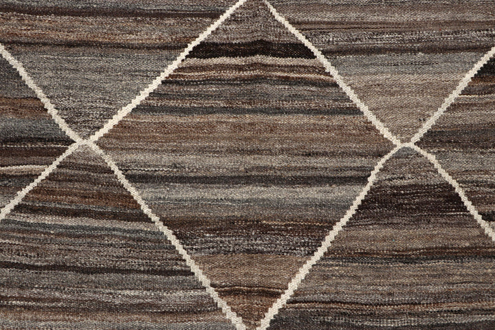 Multi Colored Kilim 8' 5 x 9' 9 - No. 70047