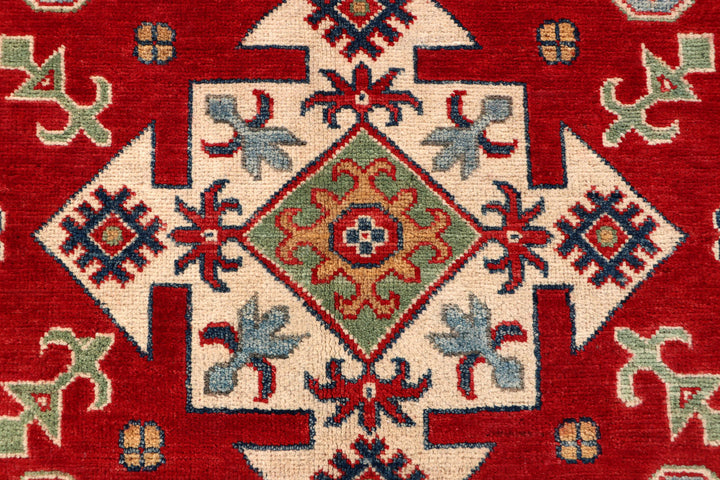 Firebrick Kazak 5' 1 x 6' 7 - No. 70158