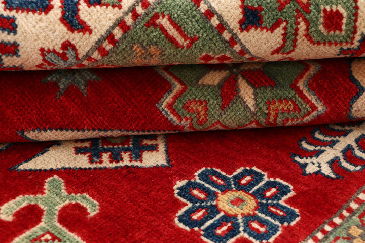 Firebrick Kazak 5' 1 x 6' 7 - No. 70158