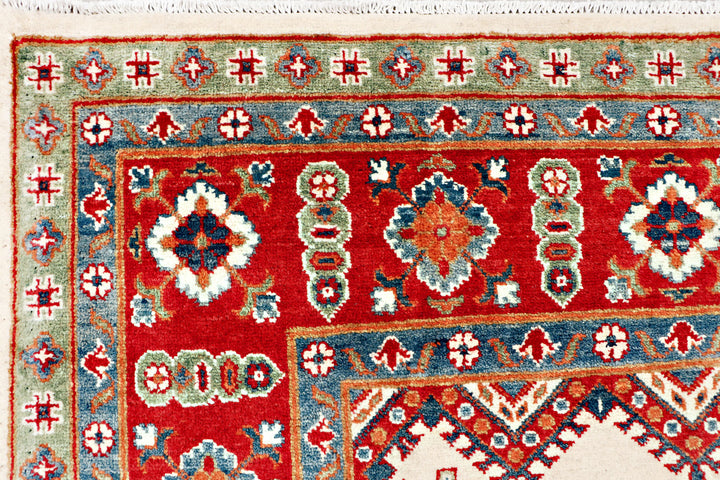 Cornsilk Kazak 6' 7 x 9' 7 - No. 70268