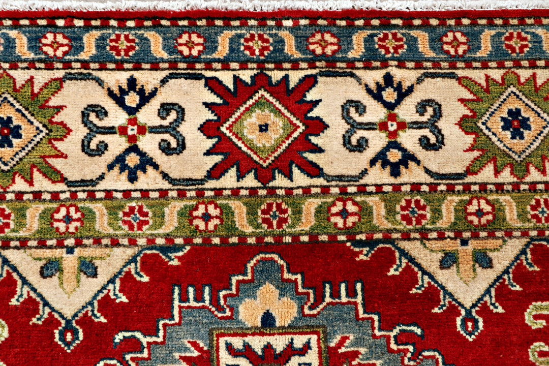 Dark Red Kazak 5' 1 x 6' 9 - No. 70298