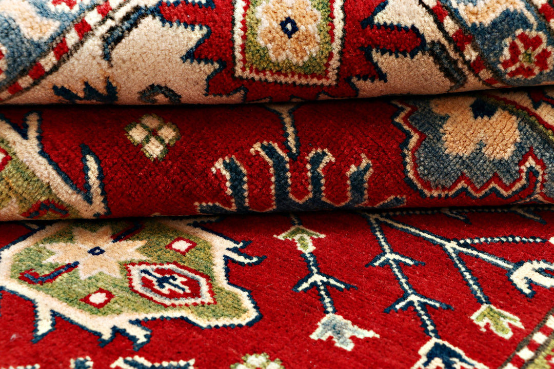 Dark Red Kazak 5' 1 x 6' 9 - No. 70298