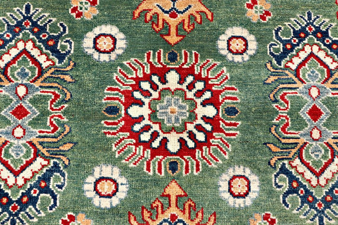 Darkgreen Kazak 5' 1 x 6' 10 - No. 70299