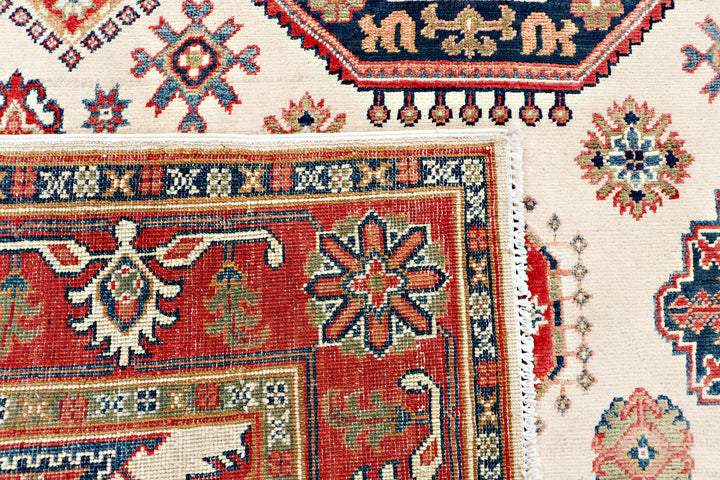 Blanched Almond Kazak 5' 2 x 7' 1 - No. 70300