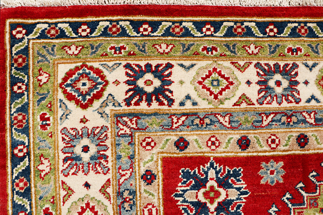 Firebrick Kazak 4' 11 x 6' 7 - No. 70309