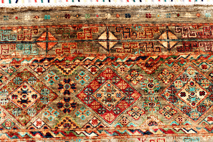 Tan Kazak 5' x 6' 8 - No. 70865