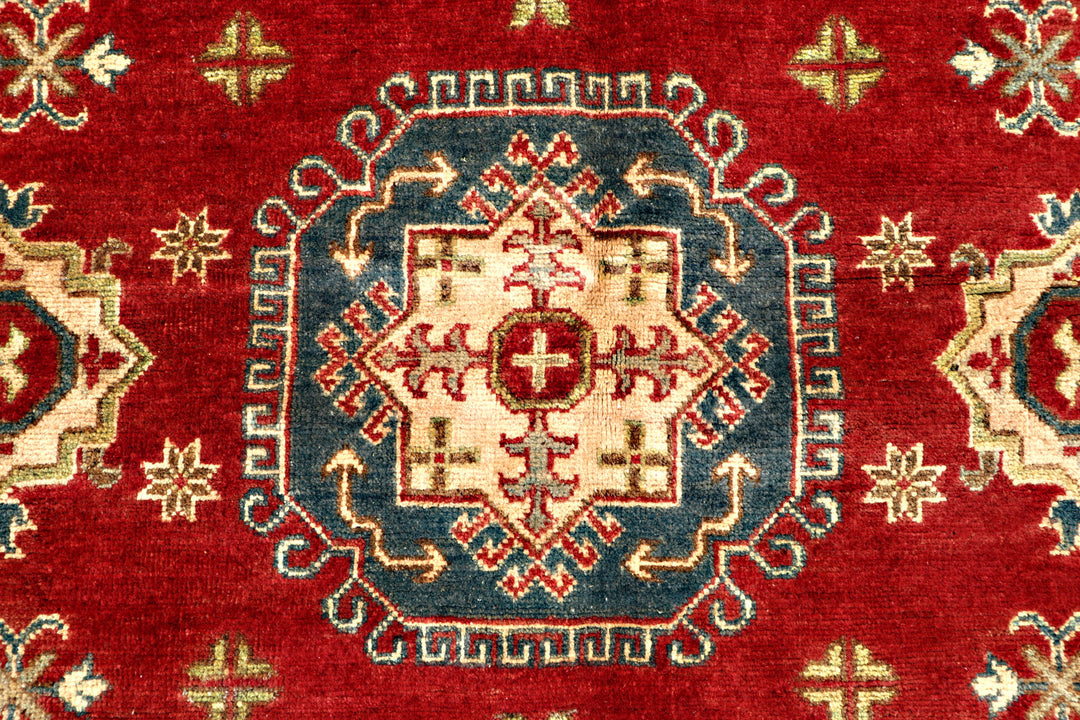 Firebrick Kazak 6' 6 x 9' 9 - No. 71032