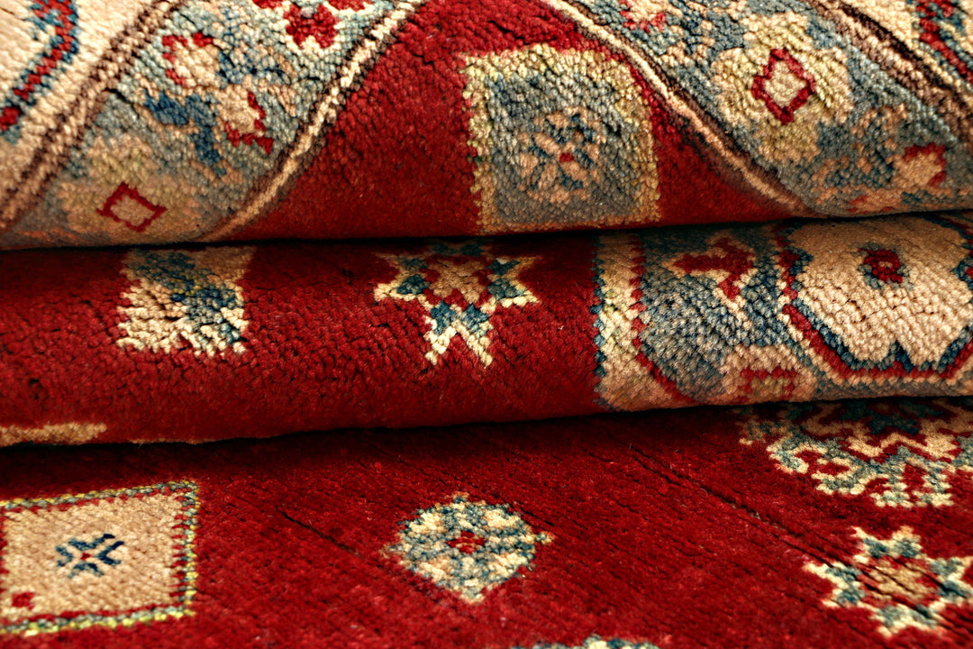 Firebrick Kazak 5' 1 x 6' 7 - No. 71043