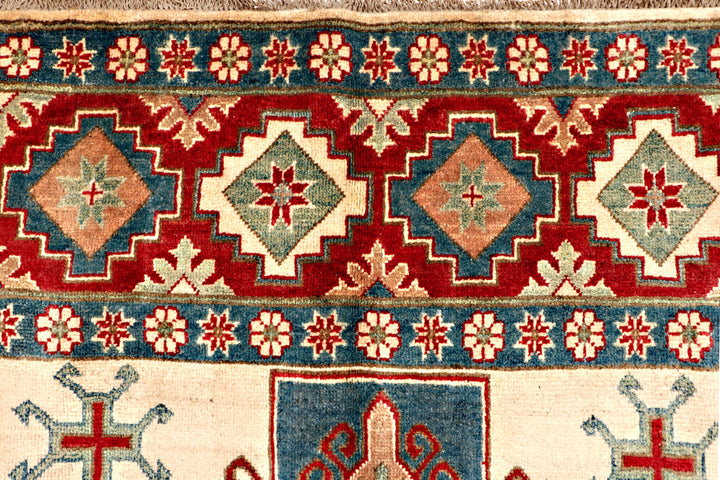 Cornsilk Kazak 8' 1 x 11' 5 - No. 71054