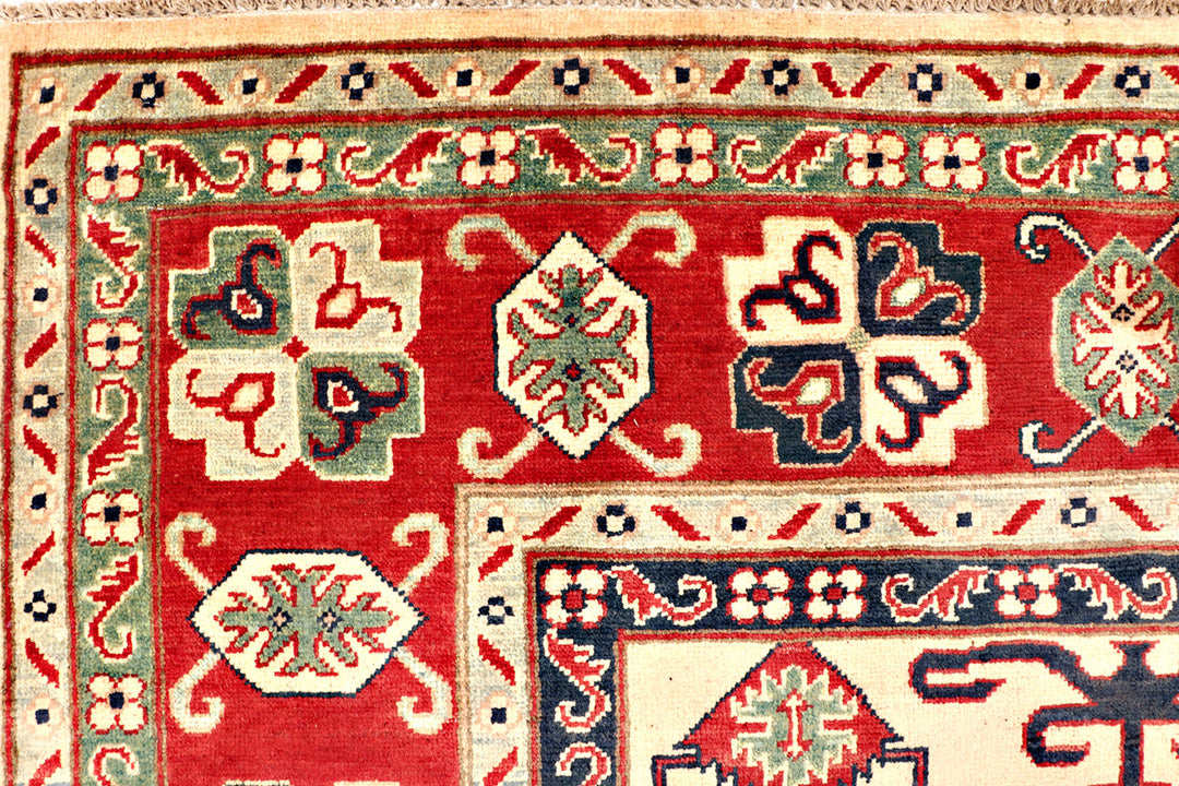 Cornsilk Kazak 6' 5 x 9' 1 - No. 71103