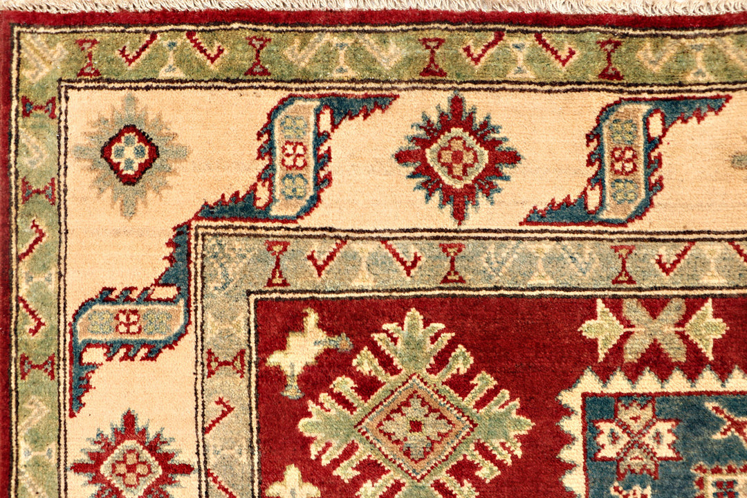 Firebrick Kazak 5' 1 x 6' 7 - No. 71118