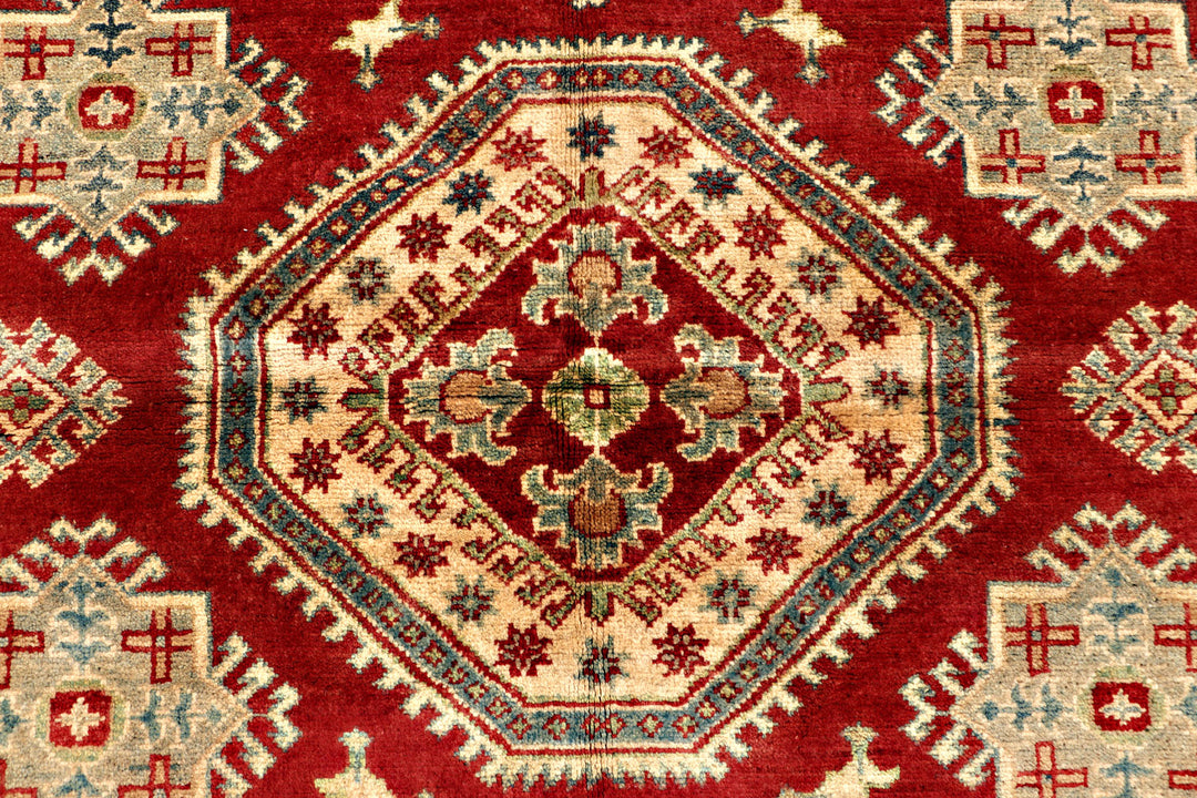 Firebrick Kazak 5' 1 x 6' 7 - No. 71118